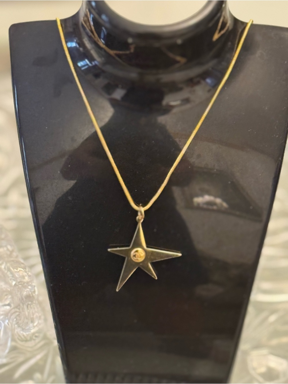 Authentic &Original !CHANEL Gold Star Charm large with a beautiful gold chain - Picture 11 of 13